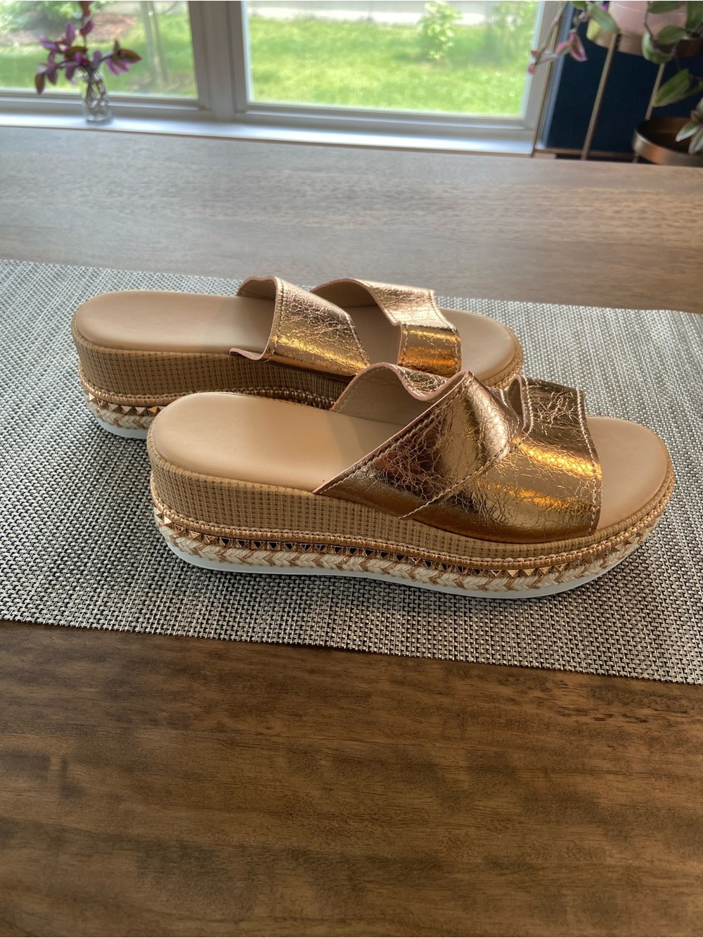 Oasi Gold Soft Orthopedic Platform Sandals